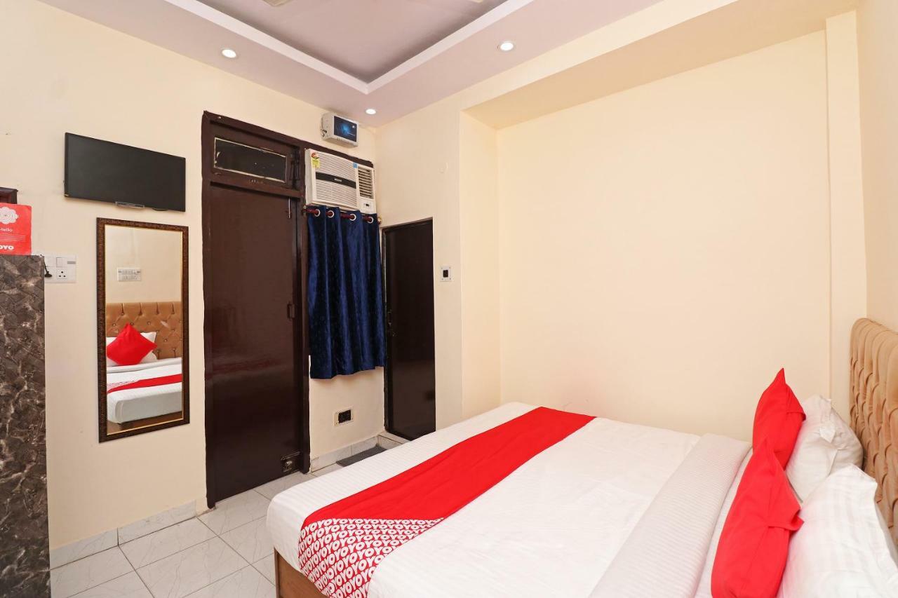 Oyo 30288 Hotel Moon Palace ラクナウ エクステリア 写真